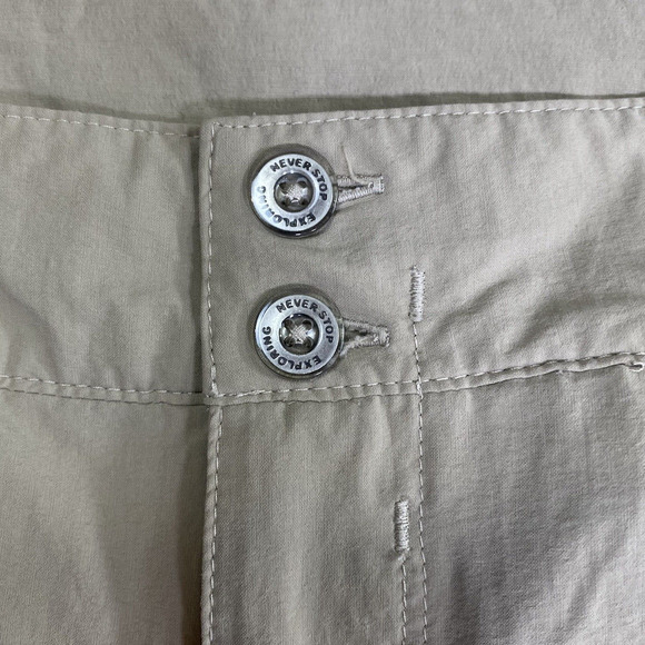 Woman’s The North Face Short/Court Nylon Hiking Pants Size 8 Beige - Picture 8 of 11